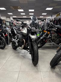 Moto Guzzi V 85 Strada