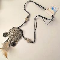 Collana donna etnica/boho con piume - Nuova