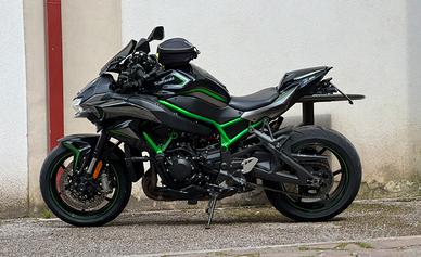 Kawasaki ZH2 - Supercharged - 200cv - anno 2020