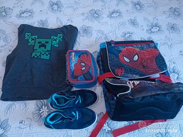 Minecraft,zaino spiderman , astuccio e scarpe N 31