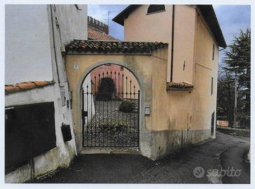 Immobile in asta di 99 m² con 2 locali a Galbiate