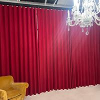 TENDA DA TEATRO ROSSO VELLUTO FONOASSORBENTE
