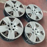 Cerchi in ferro originali Toyota da 16 