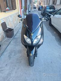 Yamaha T Max - 2006