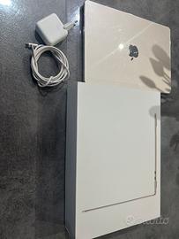 Macbook air da 13,6” M2
