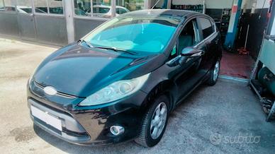 Ford Fiesta 1.4 5 porte Bz.- GPL Titanium