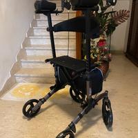 Deambulatore nuovo mai usato
