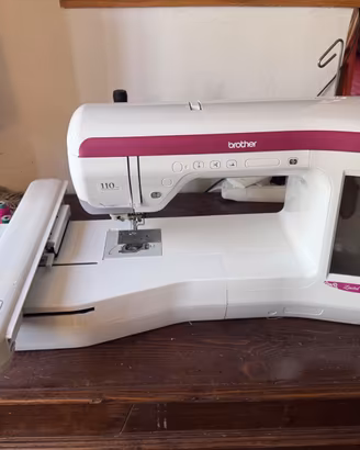 Ricamatrice Brother innovis V3 limited edition