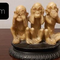Scultura in resina vintage delle tre scimmie sagge