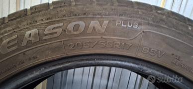 Pneumatici quattro stagioni