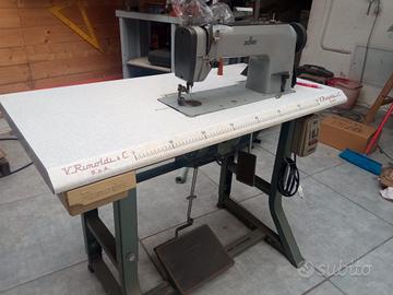 MACCHINA DA CUCIRE ADLER