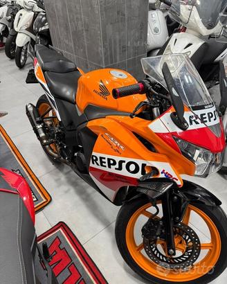 Honda CBR 125 R Repsol