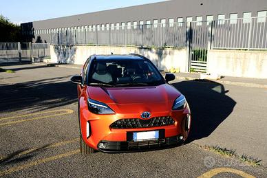 Yaris Cross 1.5h Orange Edition awd-i 116cv e-cvt