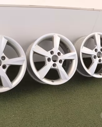 Cerchi in lega Audi A3 Q3 16 8V0071496