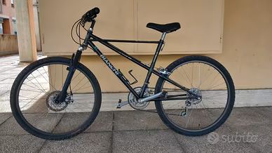 Mountain Bike 