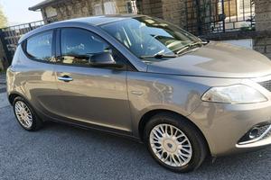 Lancia Y elefantino
