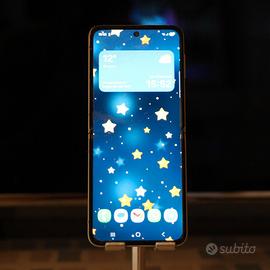 Samsung Galaxy Z Flip3 SM-F711B - 256GB - Cream