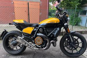 Ducati Scrambler 800 Full Throttle