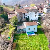 CASA SEMINDIPENDENTE A GIAVENO