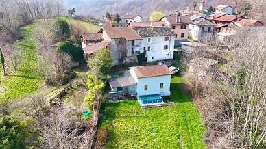 CASA SEMINDIPENDENTE A GIAVENO