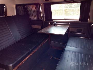 Volkswagen T3 interni camper