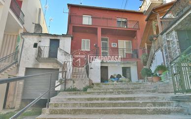 Appartamento a Civitella del Tronto 5 locali