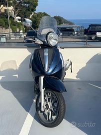 Beverly Tourer 300