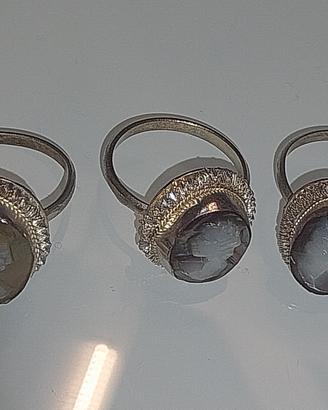 anelli, orecchini e ciondoli