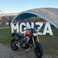 YAMAHA MT 09 2014