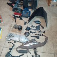 pezzi di ricambio per scooter 