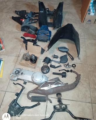 pezzi di ricambio per scooter 