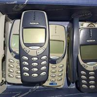 Stock di 6 telefonini Nokia 3310 e 3330