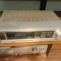Amplificatore integrato 