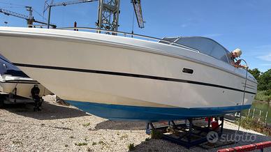 Fiart 27 – Diesel monomotore 230cv - darsena 2027