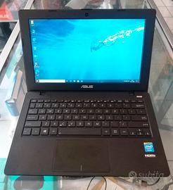 netbook asus x200
