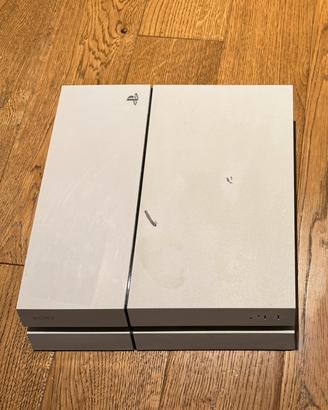 PlayStation 4Slim + 3 giochi