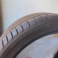Gomme 255/40 ZR21  102Y