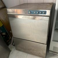 Lavastoviglie professionale