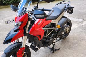 Ducati hyperstrada 939
