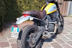 Ducati scrambler classic 800