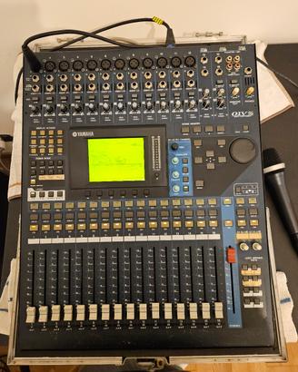 Mixer digitale Yamaha 01v96 V2