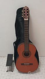 Chitarra classica + custodia + poggia piede