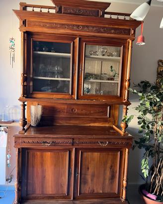 Credenza Umbertina