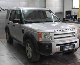 LAND ROVER Discovery 2.7 TDV6 SE