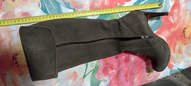 Stivali al ginocchio donna camoscio marrone