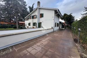 VILLA SINGOLA A SCURCOLA MARSICANA