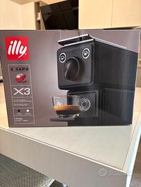 Macchina del caffè illy