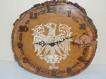 Orologio da parete in legno