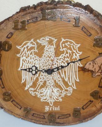 Orologio da parete in legno