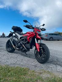 Ducati Hyperstrada 821